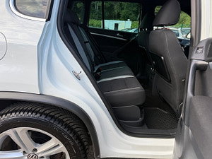 Volkswagen Tiguan thumbnail