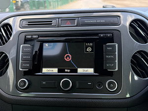 Volkswagen Tiguan thumbnail