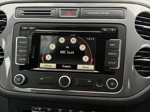 Volkswagen Tiguan thumbnail
