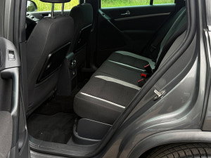 Volkswagen Tiguan thumbnail