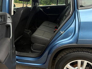 Volkswagen Tiguan thumbnail