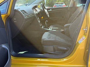 Volkswagen Golf thumbnail