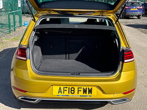 Volkswagen Golf thumbnail
