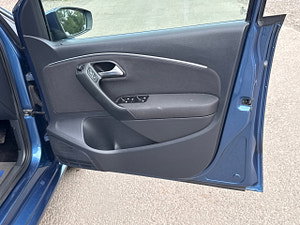 Volkswagen Polo thumbnail