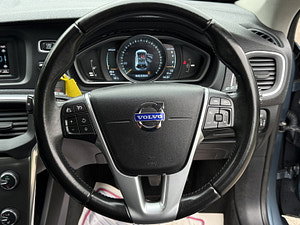 Volvo V40 thumbnail