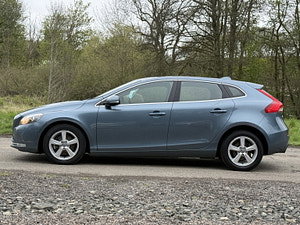 Volvo V40 thumbnail