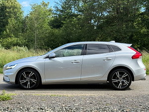 Volvo V40 thumbnail