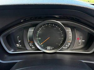 Volvo V40 thumbnail