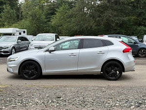 Volvo V40 thumbnail