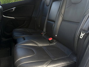 Volvo V40 thumbnail