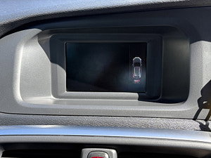 Volvo V40 Cross Country thumbnail