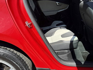 Volvo V40 Cross Country thumbnail