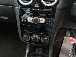 Vauxhall Corsa thumbnail