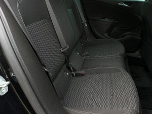 Vauxhall Astra thumbnail