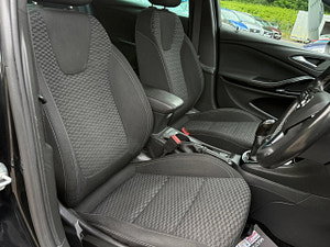 Vauxhall Astra thumbnail