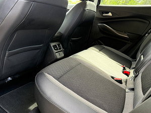Vauxhall Grandland X thumbnail