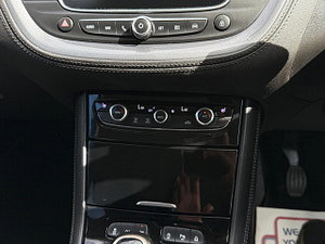 Vauxhall Grandland X thumbnail