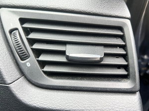 BMW X1 thumbnail