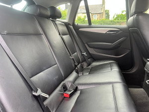 BMW X1 thumbnail