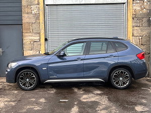 BMW X1 thumbnail