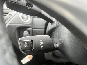 BMW X1 thumbnail