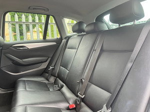 BMW X1 thumbnail
