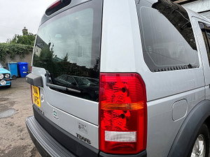 Land Rover Discovery 3 thumbnail