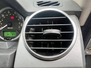 Land Rover Discovery 3 thumbnail