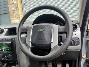 Land Rover Discovery 3 thumbnail