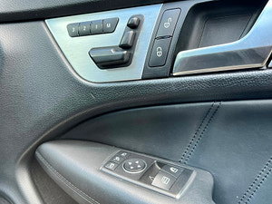Mercedes-Benz C Class thumbnail