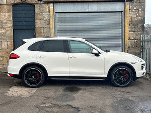 Porsche Cayenne thumbnail