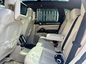 Porsche Cayenne thumbnail