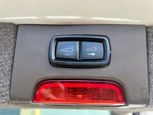 Porsche Cayenne thumbnail