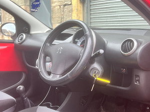 Peugeot 107 thumbnail