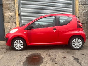 Peugeot 107 thumbnail