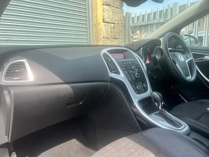 Vauxhall Astra GTC thumbnail