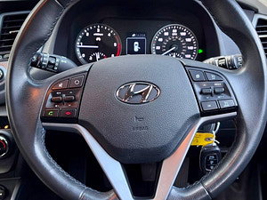 Hyundai Tucson thumbnail