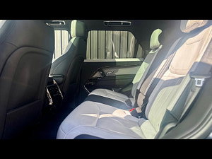 Land Rover Range Rover Sport thumbnail