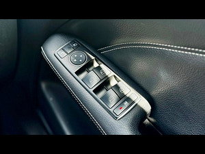 Mercedes-Benz B Class thumbnail
