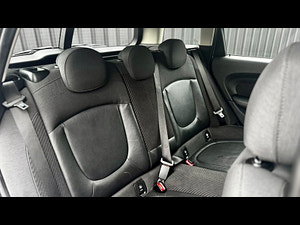 MINI Clubman thumbnail