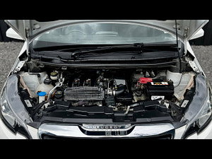 Peugeot 108 thumbnail
