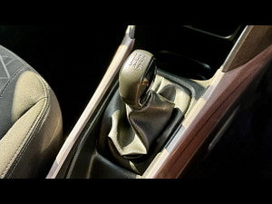 Peugeot 2008 thumbnail