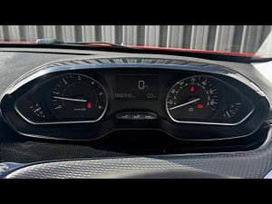 Peugeot 2008 thumbnail