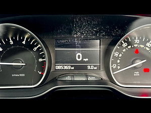 Peugeot 208 thumbnail