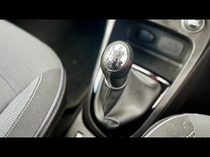 Renault Captur thumbnail
