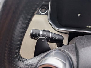 Land Rover Range Rover Sport thumbnail