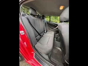BMW 1 Series thumbnail