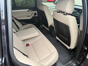 BMW X3 thumbnail