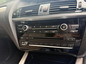 BMW X3 thumbnail