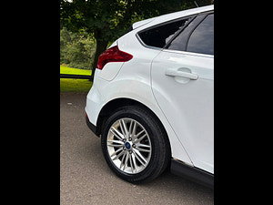Ford Focus thumbnail
